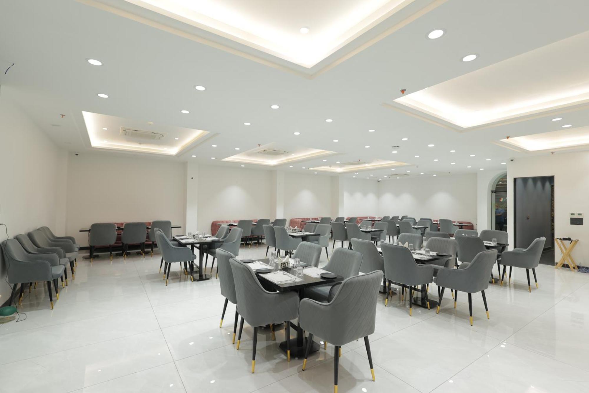 Snj Taj Grand Hotel Agra  Exterior photo